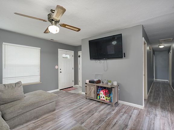 4th image of 246 Ashwood Dr