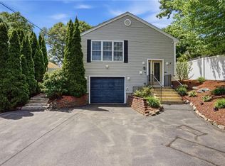 212 Lexington Ave, North Providence, RI 02904