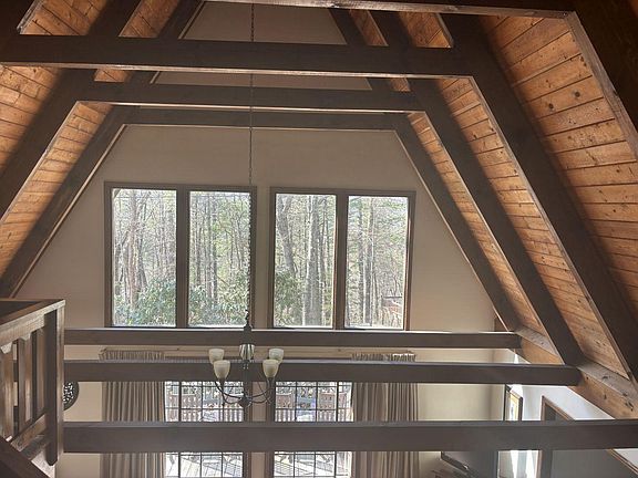 4th image of 673 Chalet Village Ln #673