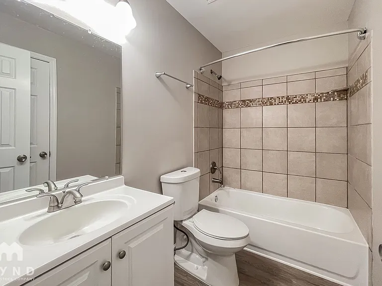 1942 Hobson Ct SW — Photo 10