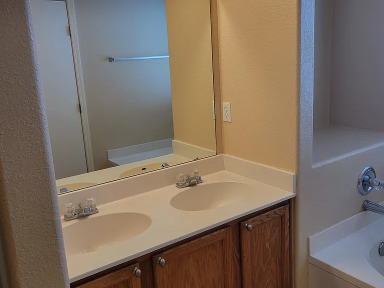 3532 Elder Meadows Dr NE — Photo 7