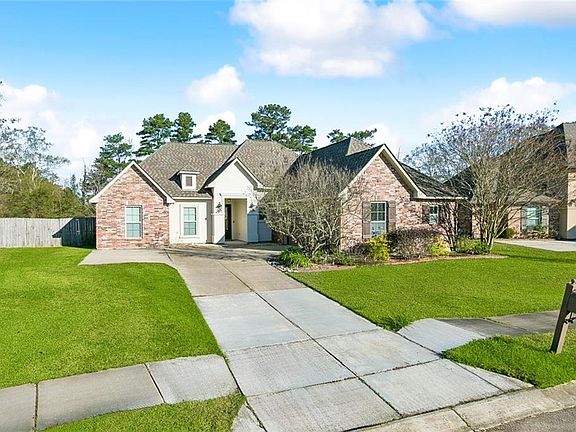 2nd image of 5041 Woodstock Way Dr