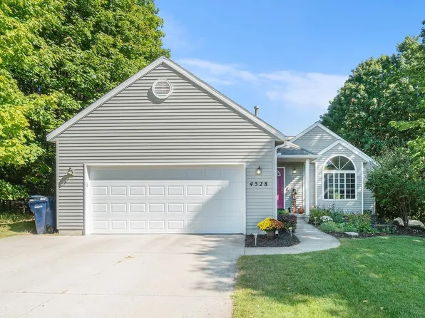 4528 Harr Dr, Traverse City, MI 49685