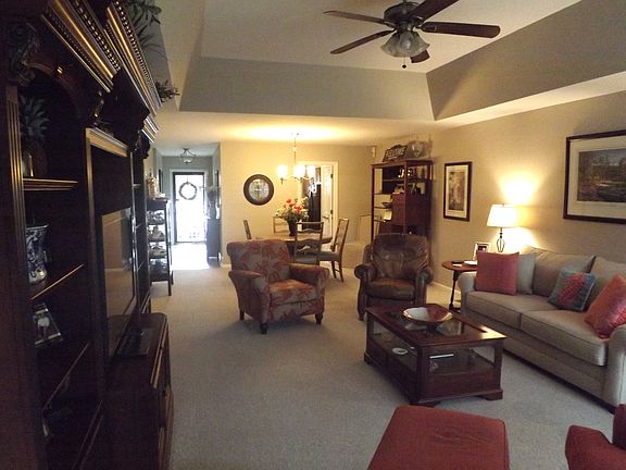 Living Room/ Dining Room