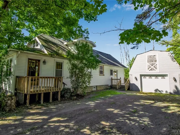 2150 Derby Rd, Eden, NY 14057