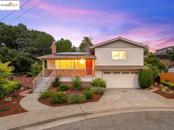 21 Maggiora Ct, Oakland, CA 94605
