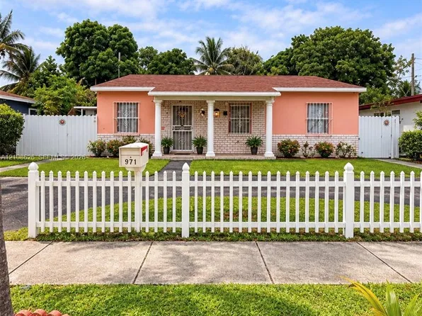 971 NE 156th Ter, North Miami Beach, FL 33162