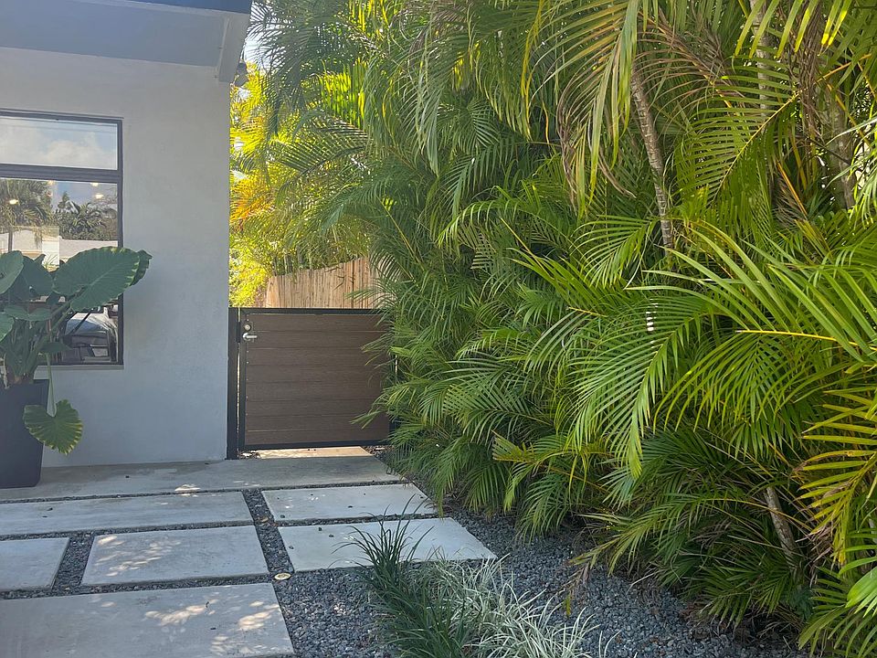 Entry gate