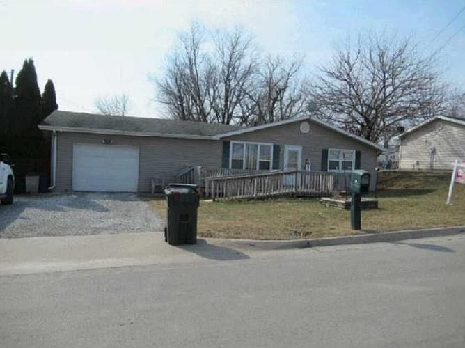 2nd image of 112 E Mary Ave
