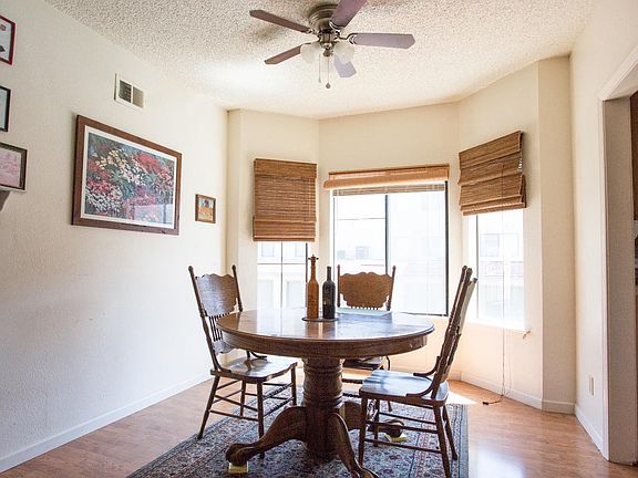 3rd image of 401 Kenbrook Cir