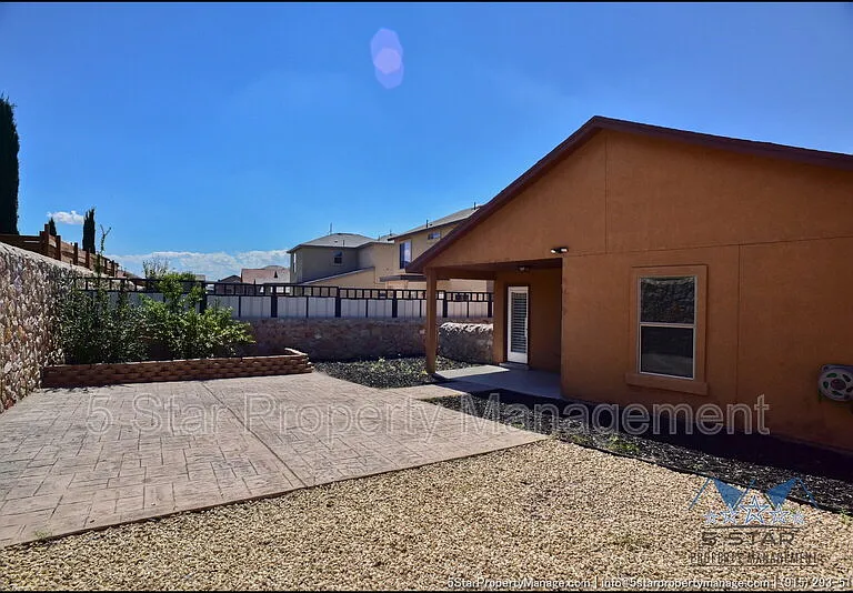 3286 Azteca Trl — Photo 42