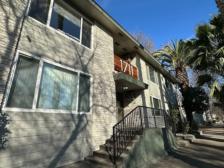 1711 N Street, Sacramento — Photo 12