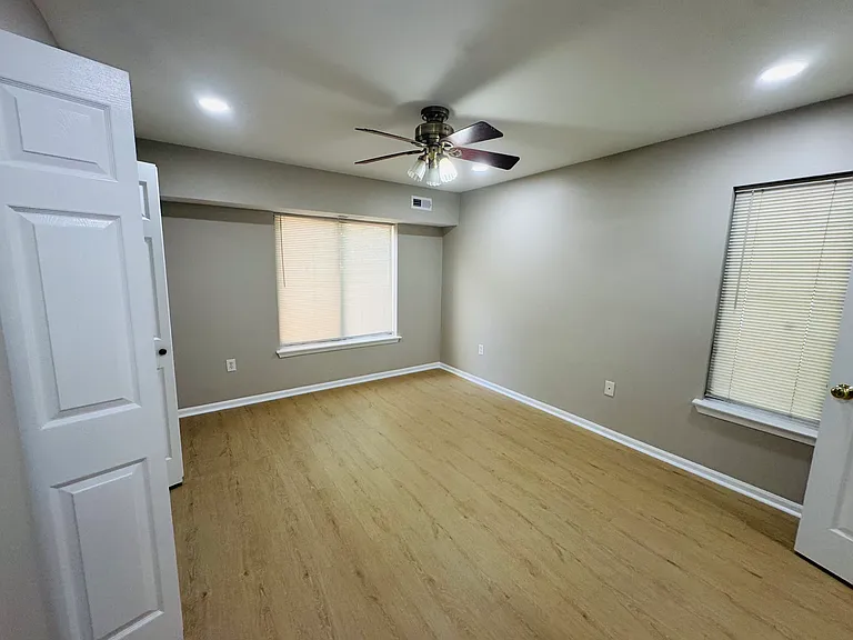 9559 Coggs Bill Dr #103 — Photo 6