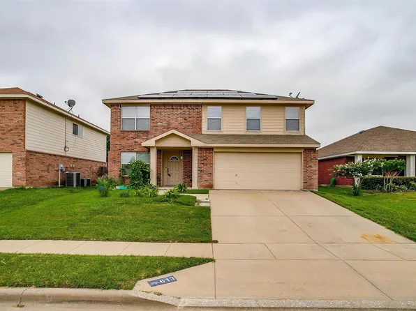 613 Woodpecker Ln, Fort Worth, TX 76108