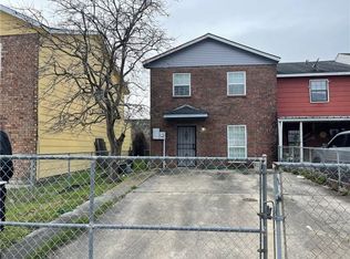 159 Westpark Ct, New Orleans, LA 70114