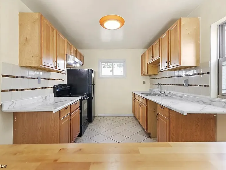 3836 W 117th St — Photo 5