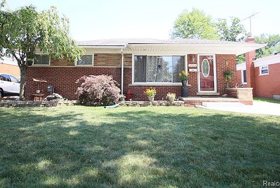 2nd image of 28924 Jane St