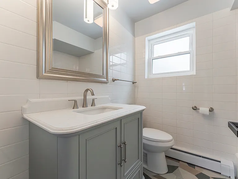 6031 W Addison St #1 — Photo 5