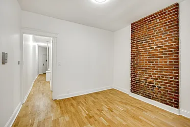 Rented by Akelius Real Estate Management