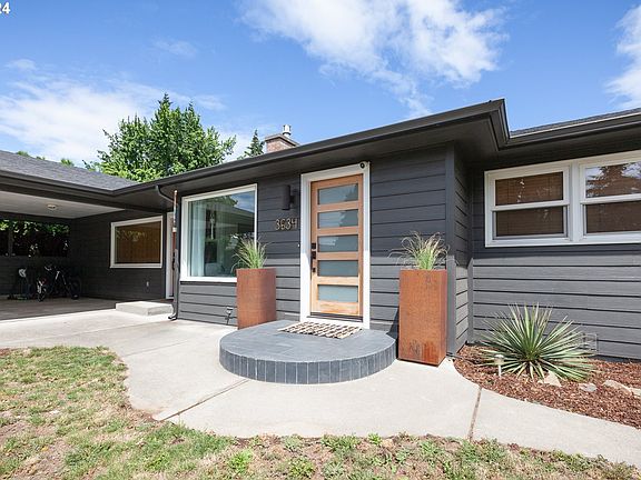 3rd image of 3634 Lois Dr