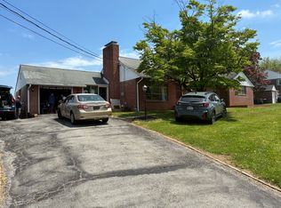 2 Yale Rd, Marshallton, DE 19808