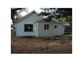 1526 N Finney St photo 1