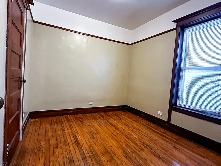 5410 S Indiana Ave #2N — Photo 12