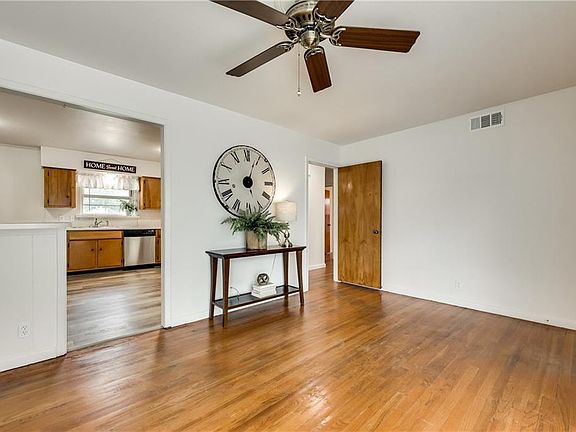 4th image of 3333 Santa Teresa Ave