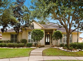 8006 Summer Brook Ct, Sugar Land, TX 77479