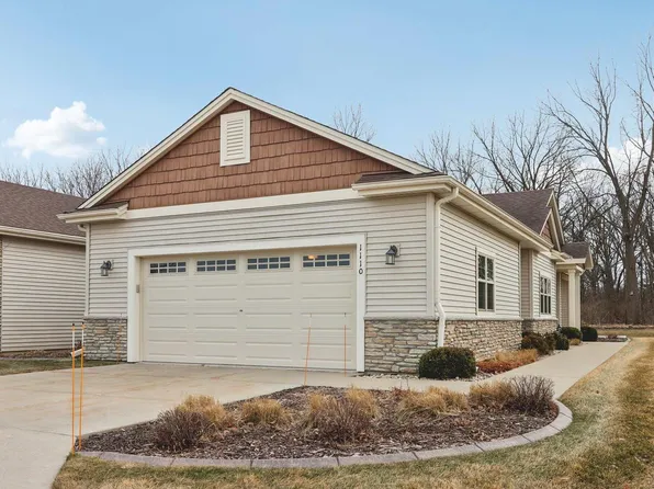 1110 Black Bear DRIVE, Mukwonago, WI 53149