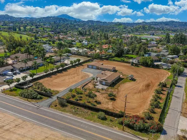 2029 Greenfield Dr, El Cajon, CA 92019