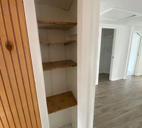 4th image of 401 Hillside Ave APT B