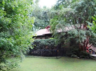 2686 Alderney Ln, Winston Salem, NC 27103