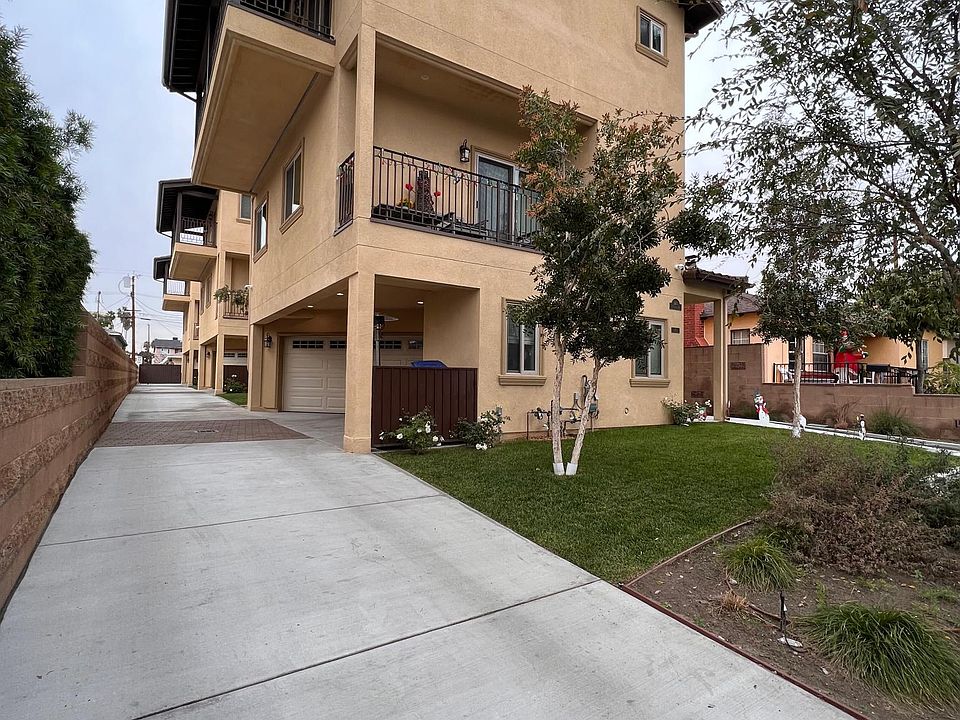 2nd image of 223 W Linden Ave #102