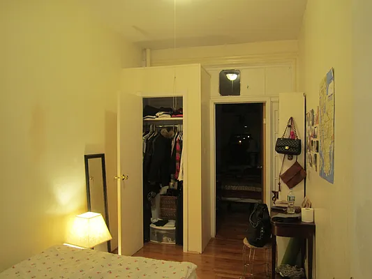 Rented by The Hamilton Group | media 22