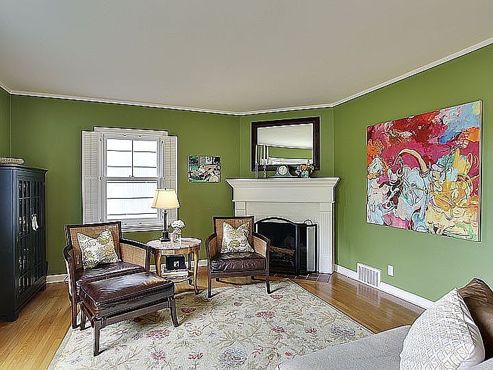 2nd image of 5019 36th Ave NE