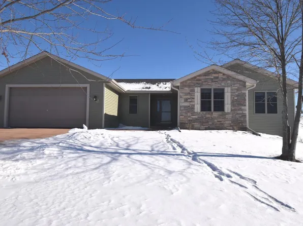 W1401 Valley View COURT, Ixonia, WI 53036
