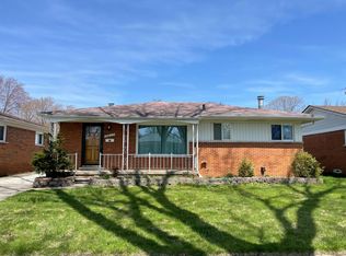 1453 Fontaine Ave, Madison Heights, MI 48071