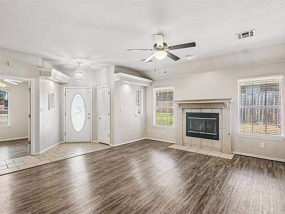 2nd image of 620 NW 21st St