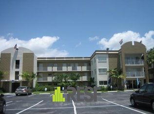 7761 SW 88th St #D201, Miami, FL 33156