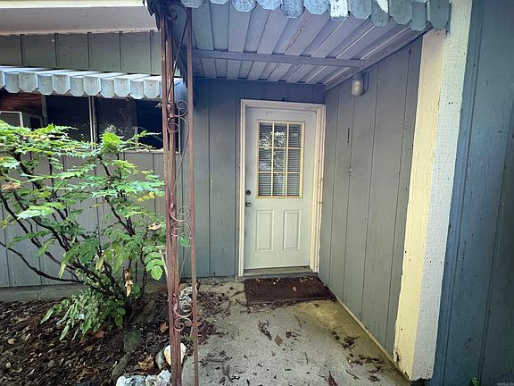 3rd image of 22 Overcup Lake Rd