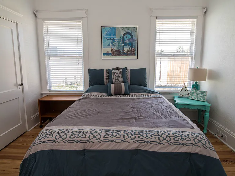 609 Lenox Ave — Photo 14