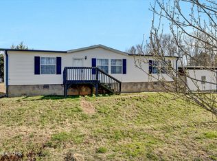 222 Moose Trail Ln, Powell, TN 37849