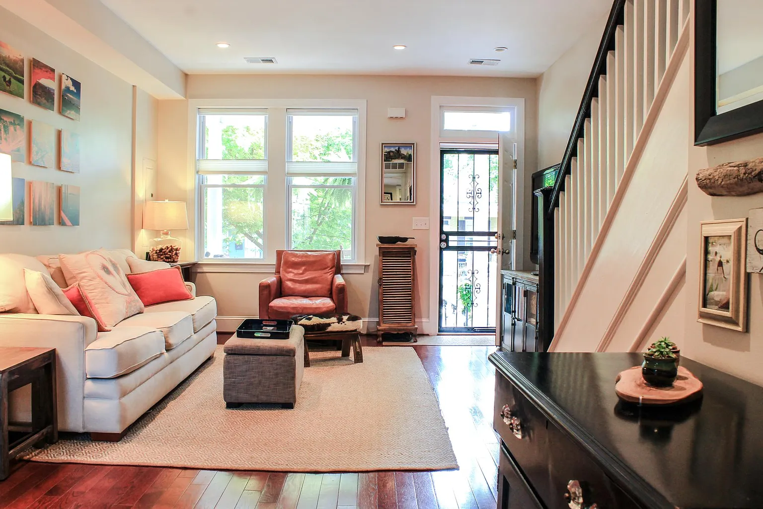 224 14th Pl NE photo 1