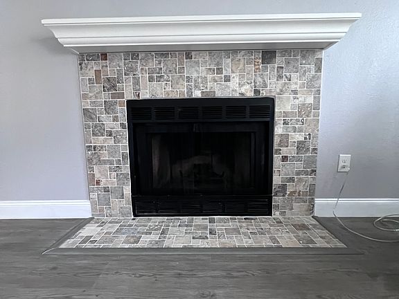 2nd image of 1302 Northlake Dr