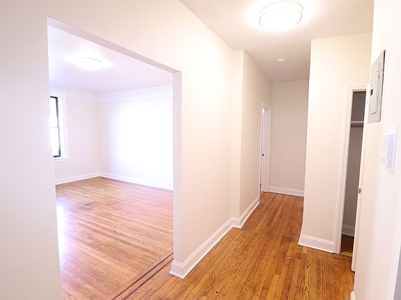 3rd image of 8602 Forest Pkwy APT 1D