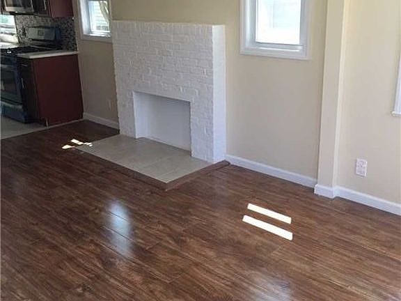 2nd image of 521 S Bayview Ave