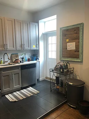 Rented by REAL New York | media 19