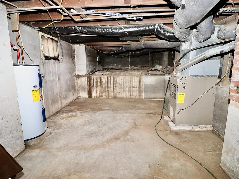 334 Clark Ave — Photo 17