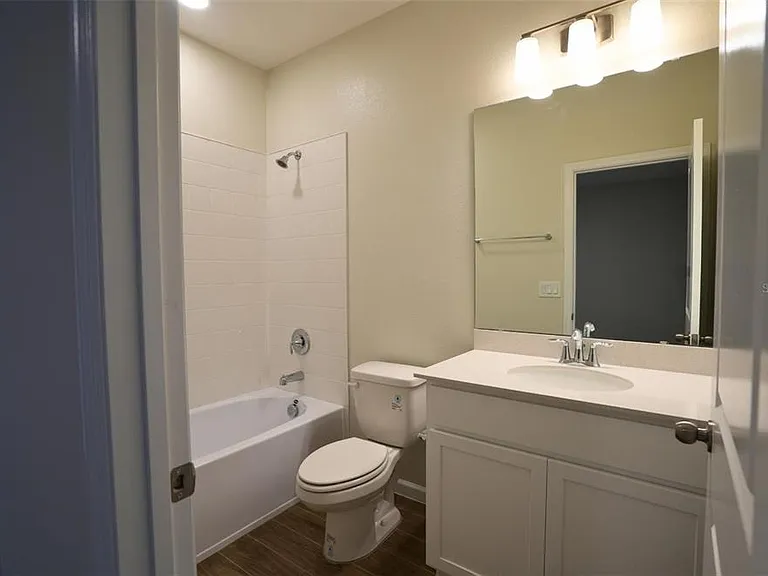 14819 Harvest St — Photo 13